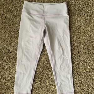 Buff Bunny Cropped Leggings - Lavendar